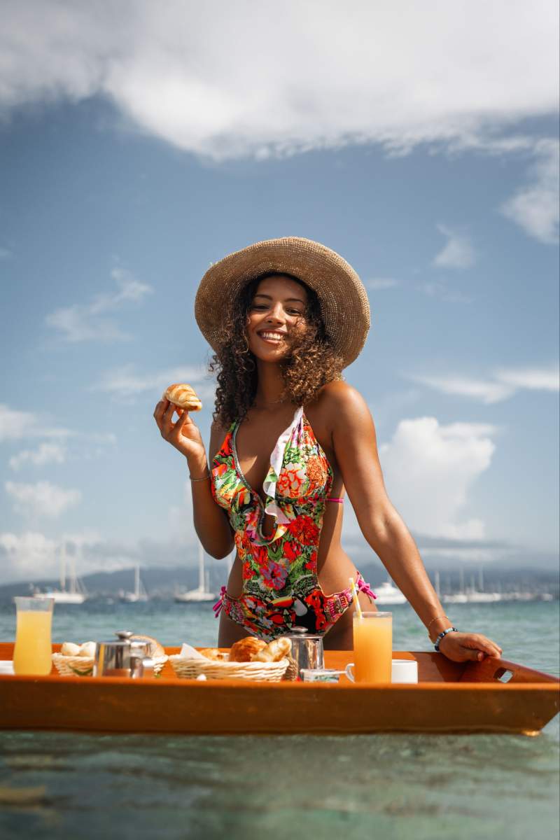 petit déjeuner flottant - Hôtel Bambou - Les Trois-Îlets- Martinique